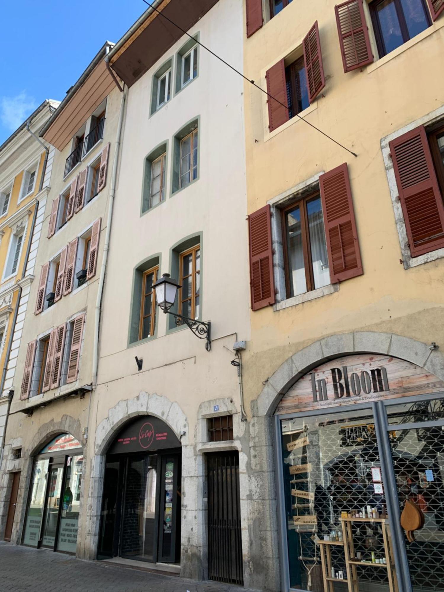 Charmant Studio En Plein Coeur De Chambéry Exterior photo